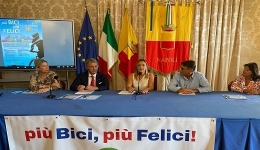 Napoli: Pi bici pi felici, presentato lappuntamento di domenica a Riviera di Chiaia