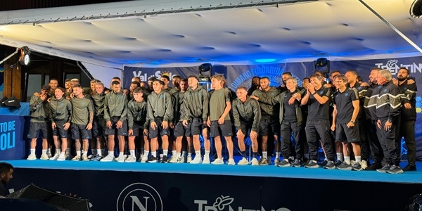 Dimaro: grande festa in piazza per la presentazione della squadra